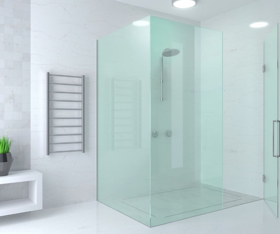 Szklane kabiny prysznicowe - najgorętszy trend w projektowaniu łazienki
